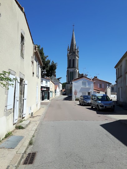 Café Des Sports, Bureau de Tabac à Saint-Denis-la-Chevasse
