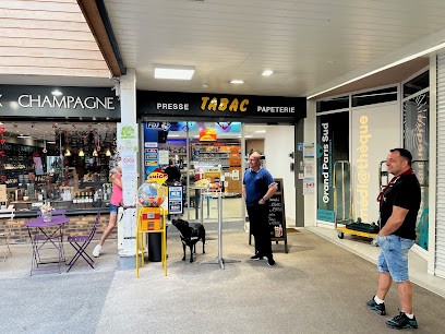 Tabac Presse La Une Du Coudray, Bureau de Tabac au Coudray-Montceaux