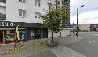 Bellamy Candy, Bureau de Tabac à Saumur