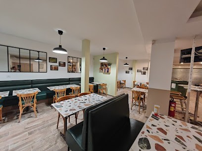 Le Reinitas, Bureau de Tabac au Plessis-Robinson