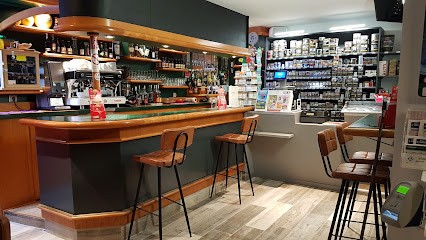 Bar Tabac Jeux L'Entracte, Bureau de Tabac à Rostrenen