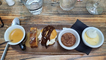 Café De La Place, Bureau de Tabac à Plougasnou