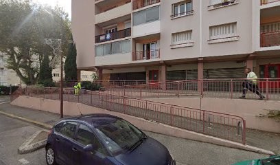 José Dias, Bureau de Tabac à Salon-de-Provence