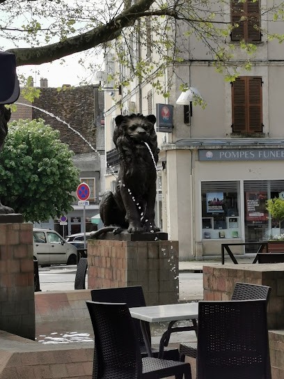 Bar Tabac Le Brazza, Bureau de Tabac à Issoudun