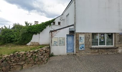 La Taverne Des Trolls, Bureau de Tabac à Plougoumelen