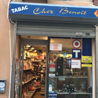 Benoit Eyral, Bureau de Tabac à Saint-Jean-de-Fos