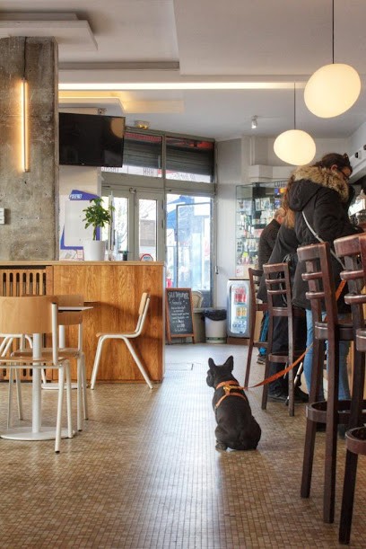 Le Lutétia - Tabac Vape Cbd, Bureau de Tabac à Paris 10