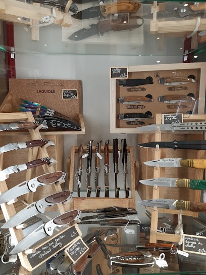 Tabac - Presse - Isabelle, Bureau de Tabac à Montreuil-Bellay