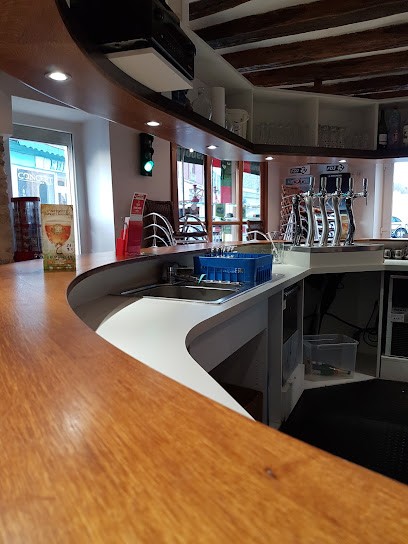 Le République, Bureau de Tabac à Souppes-sur-Loing