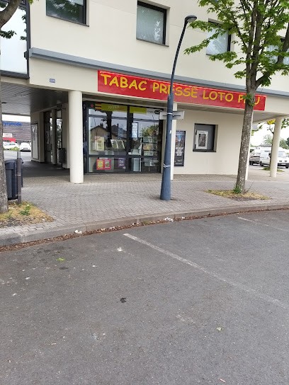 Le Platinium, Bureau de Tabac à Trélazé