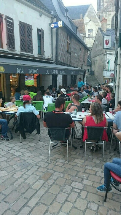 Le Lapin Blanc, Bureau de Tabac à Saint-Aignan