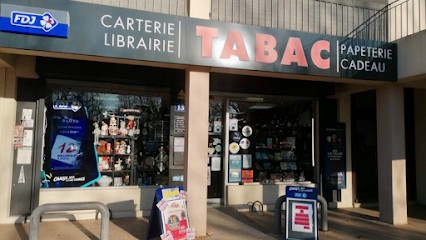 Tabac-Loto-Librairie-Papeterie Place Du Marché, Bureau de Tabac à Sénas