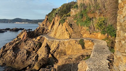 Le Saint Clair, Bureau de Tabac au Lavandou