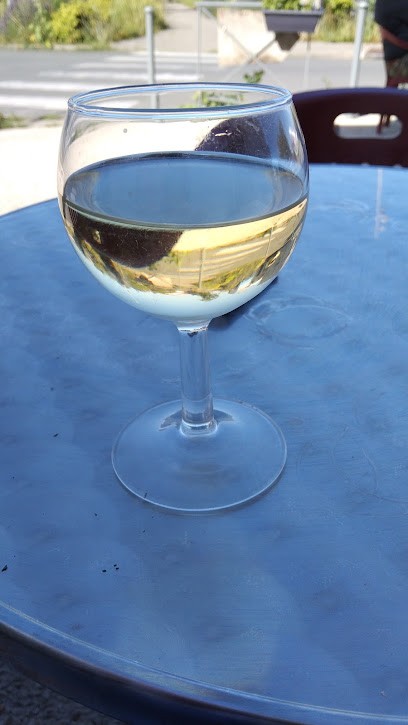 LE CAFE DE LA POSTE, Bureau de Tabac à Matha