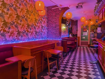 Le Saint Cloud, Bureau de Tabac à Ville-d'Avray