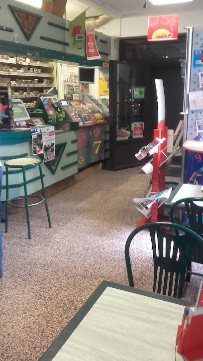 La Jeune France, Bureau de Tabac à La Chaussée-Saint-Victor