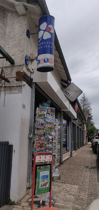 Tabac Presse Du Château, Bureau de Tabac à Hautefort