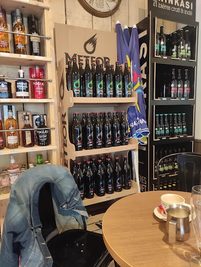 Le Pampy, Bureau de Tabac à Azé