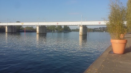 ING Cheng, Bureau de Tabac à Conflans-Sainte-Honorine