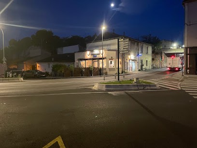 Café Du Pont, Bureau de Tabac à Villeneuve-lès-Avignon