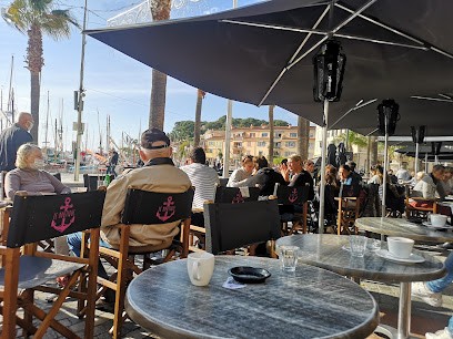 Bar-tobacco Le Nautique, Bureau de Tabac à Sanary-sur-Mer