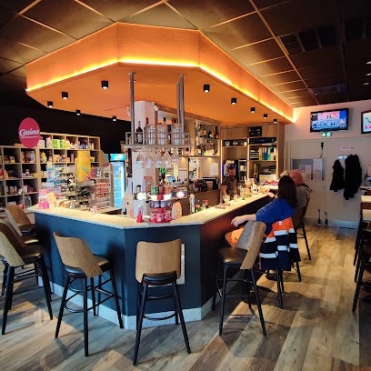 Behrend Ichtertz Jacqueline, Bureau de Tabac à Ostheim