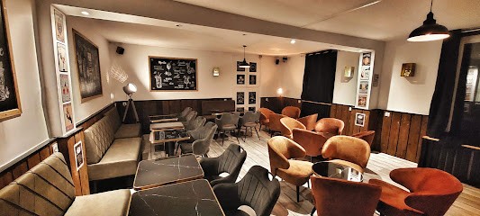 Le Flamboyant, Bureau de Tabac à Semoy