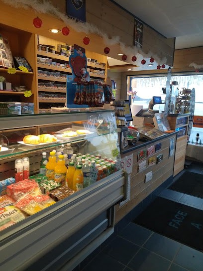 CAFE- TABAC - EPICERIE - Face à la mer, Bureau de Tabac à Plestin-les-Grèves