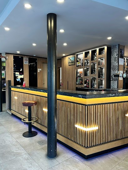 Le Central - Tabac Bar FDJ PMU CBD VAPE, Bureau de Tabac à Mitry-Mory