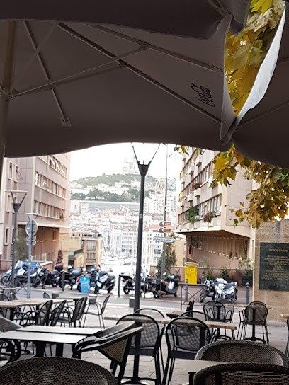 Bar Tabac Brasserie Au Point De Vue, Bureau de Tabac à Marseille 02