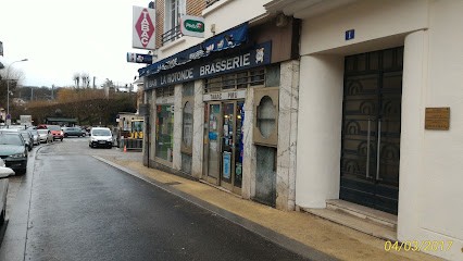 The Rotonde, Bureau de Tabac à Viroflay