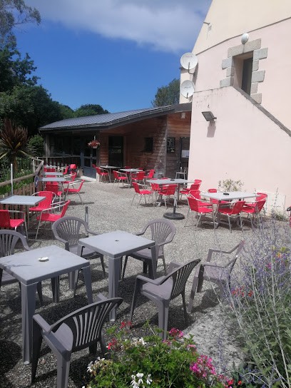 Le P'tit St Jean, Bureau de Tabac à Saint-Jean-du-Doigt