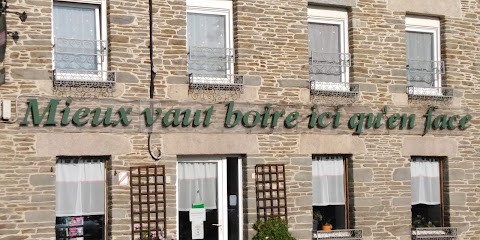 Mieux Vaut Boire Ici Qu'en Face, Bureau de Tabac à La Chèze