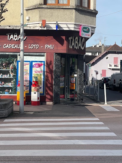 Le Hall De La Presse, Bureau de Tabac à Cluses