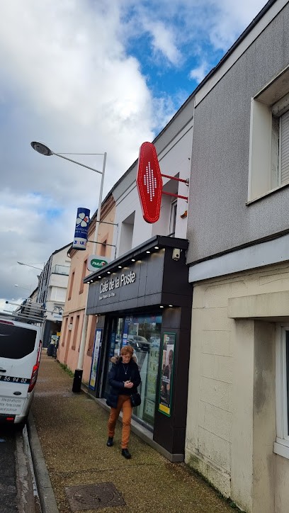 Café De La Poste, Bureau de Tabac à Gainneville