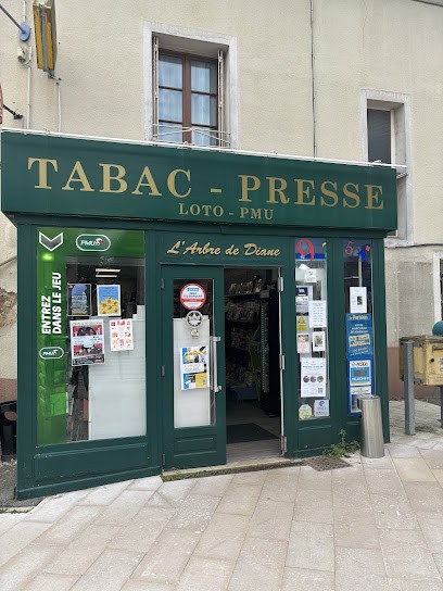 Diane De Poitiers' Tree, Bureau de Tabac aux Clayes-sous-Bois