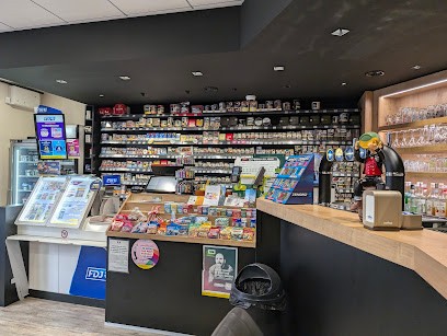 Le Grand Café, Bureau de Tabac à Cosne-d'Allier