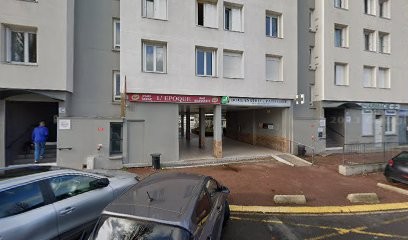 L'Époque, Bureau de Tabac au Pecq