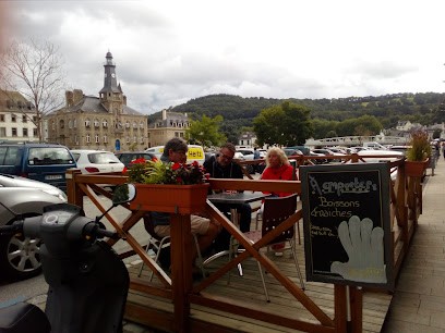 Le Vincennes, Bureau de Tabac à Châteaulin