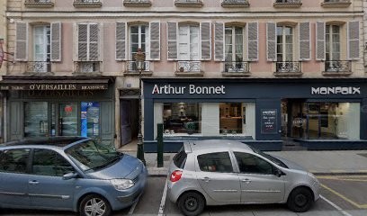 Le Tan, Bureau de Tabac à Versailles