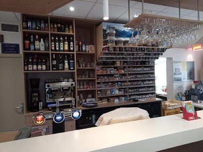 Le Podien chez Beacris, Bureau de Tabac à La Puye