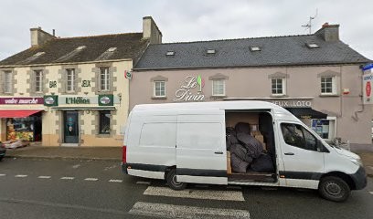 Le Divin, Bureau de Tabac à Guiclan