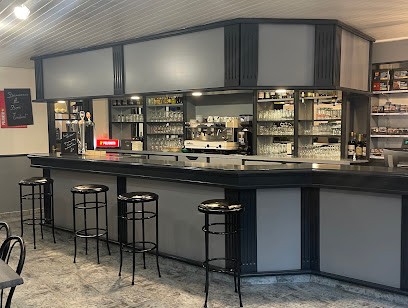 Au Bon Endroit, Bureau de Tabac à Réville