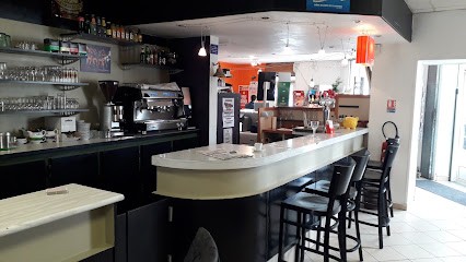 Le Saint - Germain, Bureau de Tabac à Saint-Germain-de-Lusignan