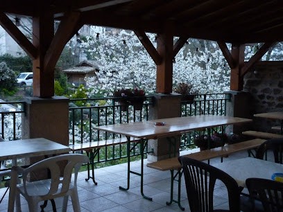 Au Petit Gouleyant devenu La table du village, Bureau de Tabac à Marchampt