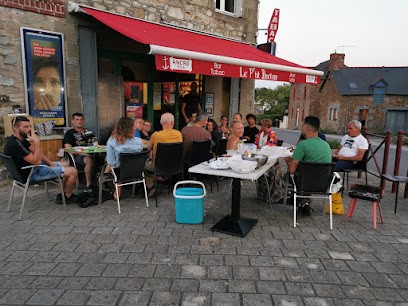 Le P'tit Breton, Bureau de Tabac à Guipel