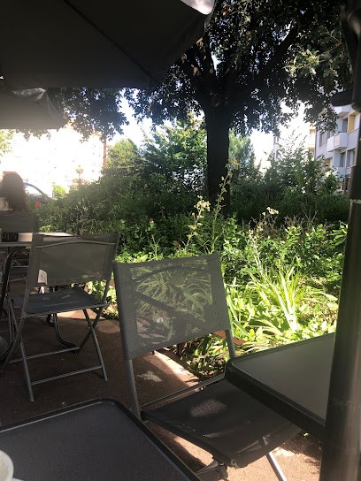 The Holy Flaive, Bureau de Tabac à Ermont