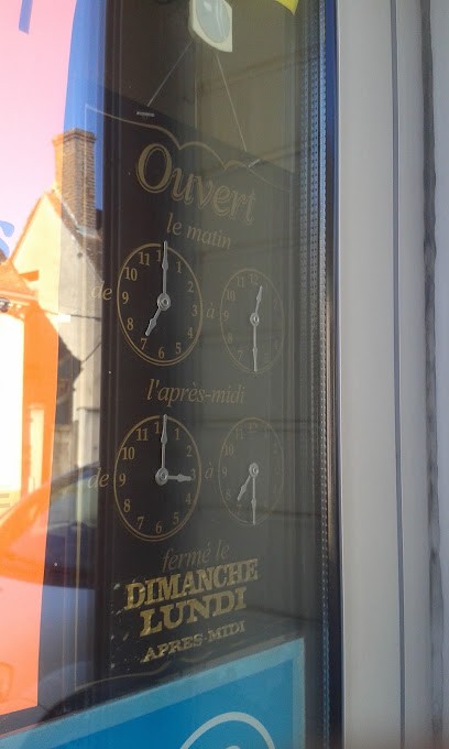 Roy Carole, Bureau de Tabac à Pezou